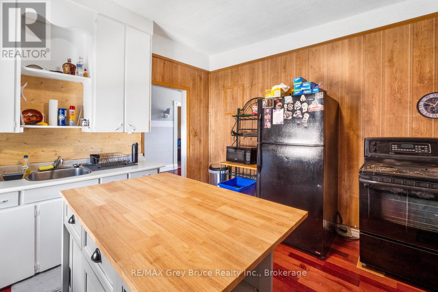 502 Bruce Street, South Bruce Peninsula, Ontario  N0H 1P0 - Photo 36 - X12248749