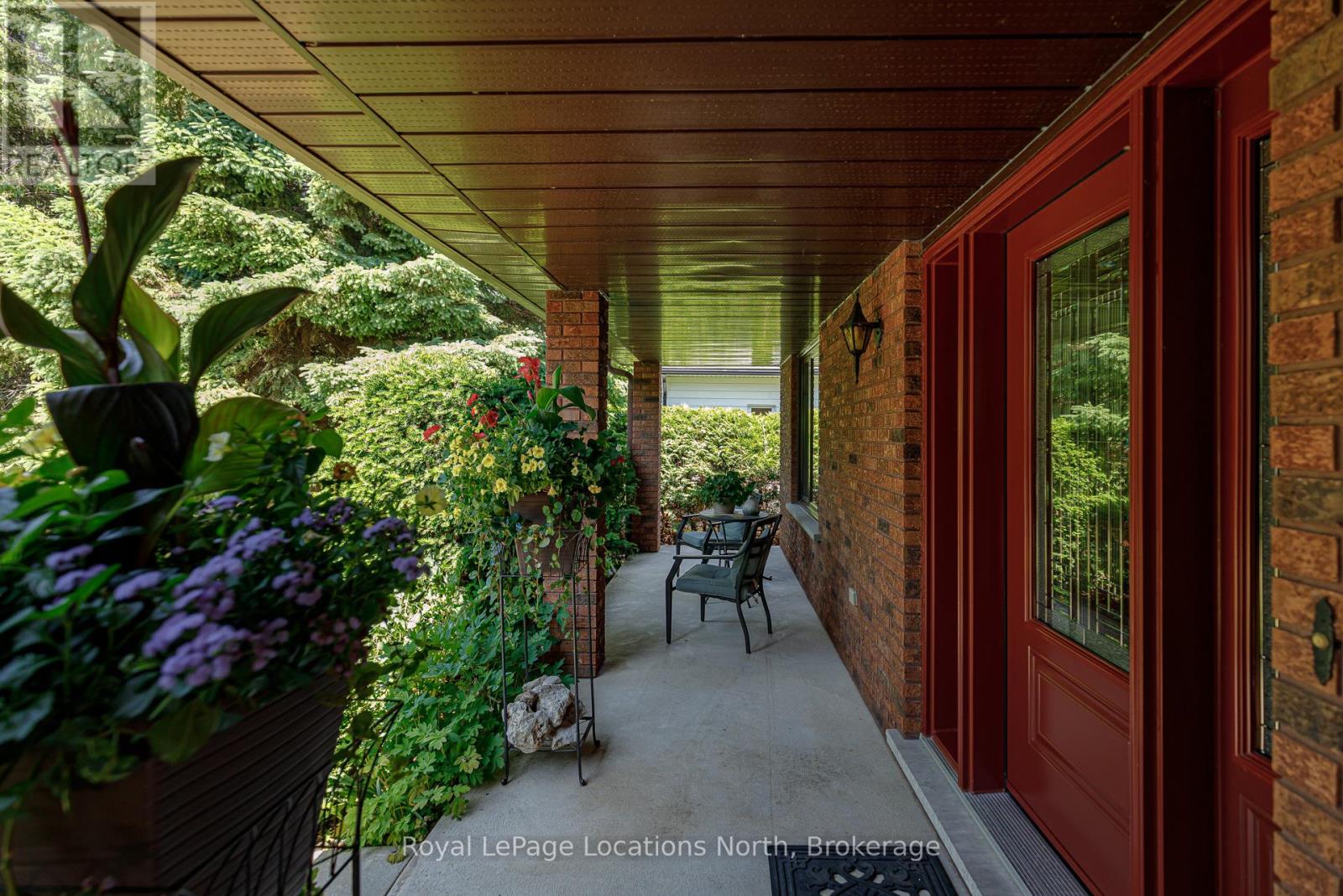 43 Georgian Manor Drive, Collingwood, Ontario  L9Y 5P3 - Photo 6 - S12248928