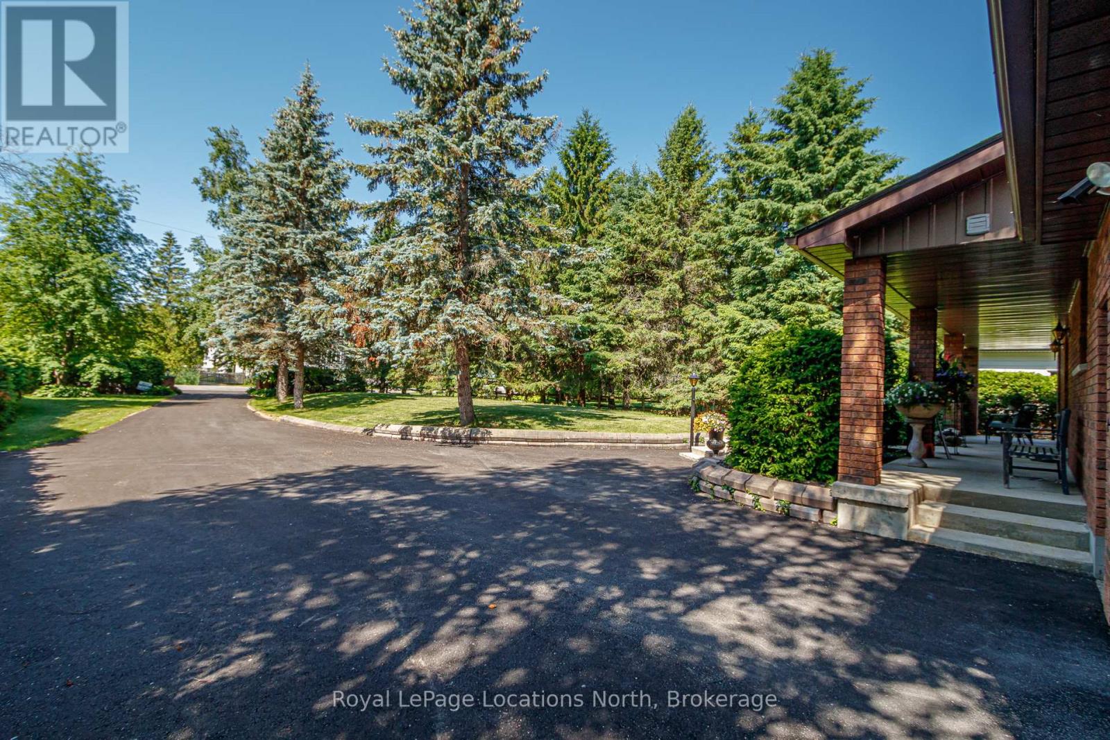 43 Georgian Manor Drive, Collingwood, Ontario  L9Y 5P3 - Photo 7 - S12248928