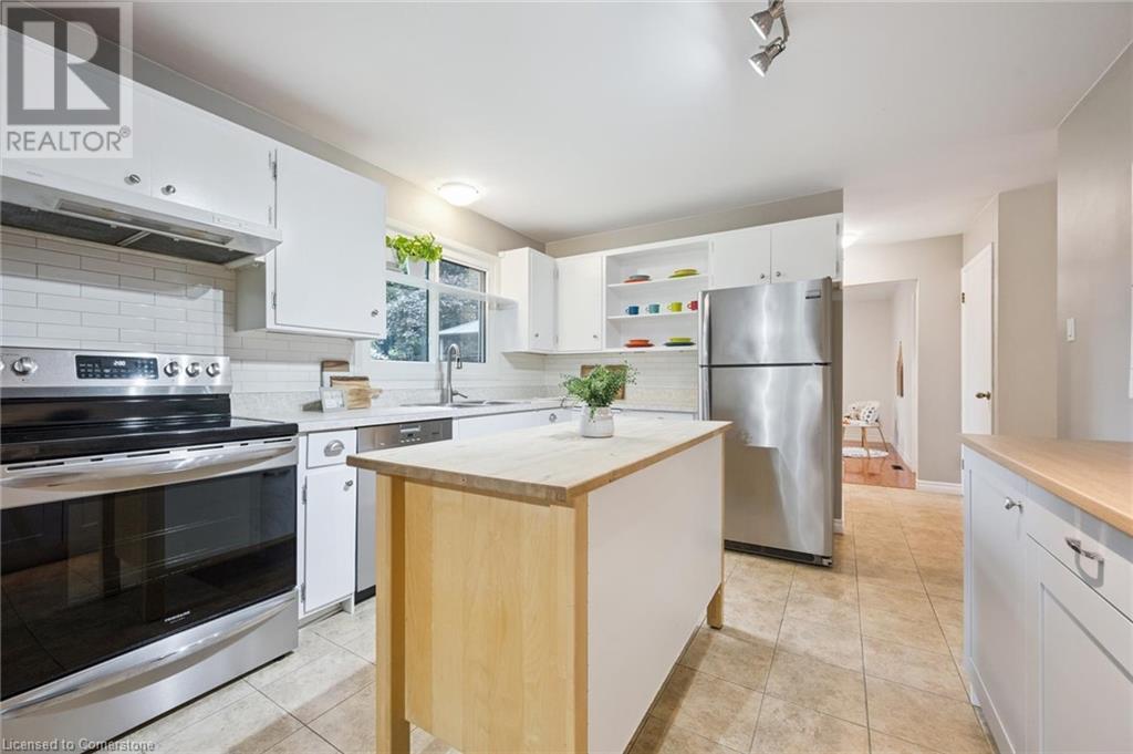 358 Craigleith Drive, Waterloo, Ontario  N2L 5B7 - Photo 13 - 40745052