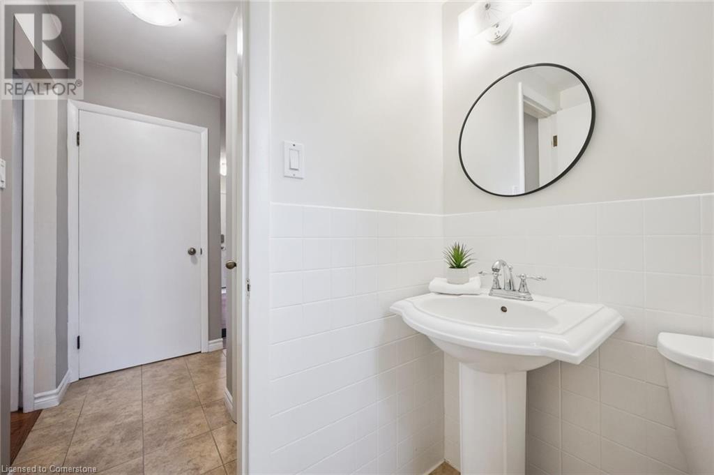 358 Craigleith Drive, Waterloo, Ontario  N2L 5B7 - Photo 20 - 40745052
