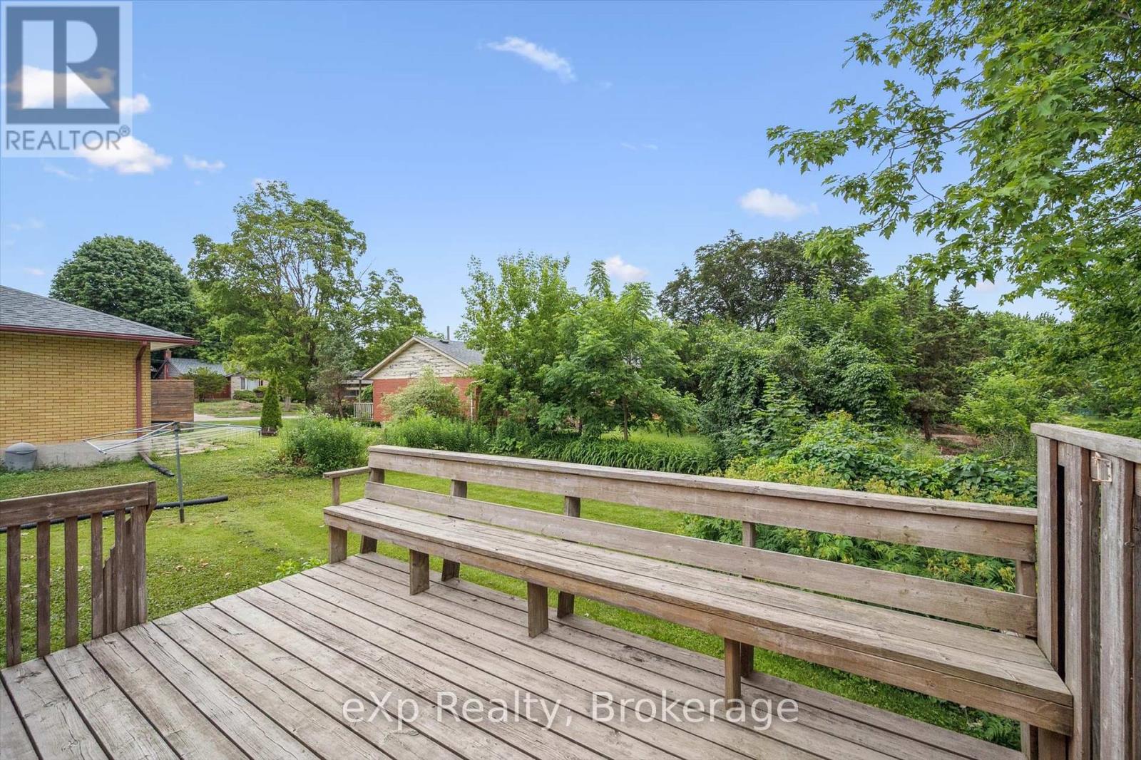15 Balsam Drive, Guelph, Ontario  N1E 1R1 - Photo 16 - X12249002