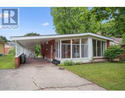 15 BALSAM DRIVE, Guelph, Ontario