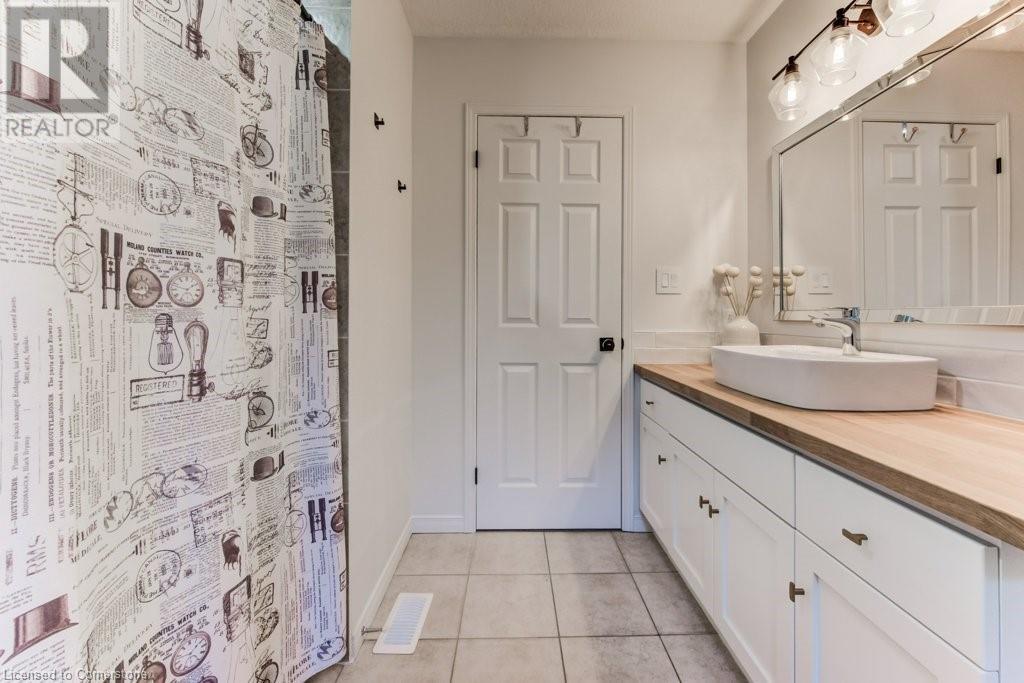 33 Henderson Drive, Guelph, Ontario  N1E 0C8 - Photo 29 - 40745014