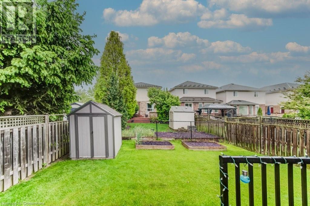 33 Henderson Drive, Guelph, Ontario  N1E 0C8 - Photo 38 - 40745014