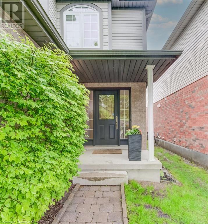 33 Henderson Drive, Guelph, Ontario  N1E 0C8 - Photo 4 - 40745014