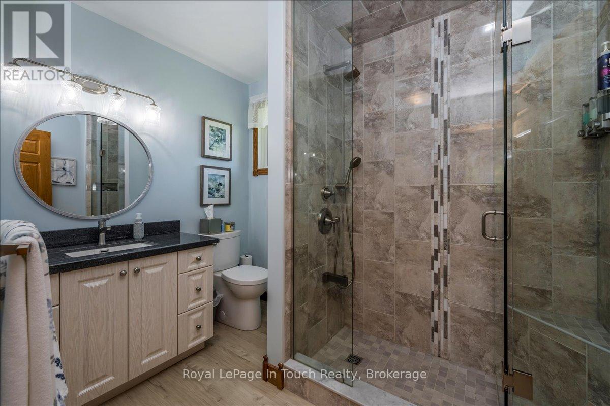 14 Maplegate Road, Tiny, Ontario  L0L 2T0 - Photo 16 - S12249027