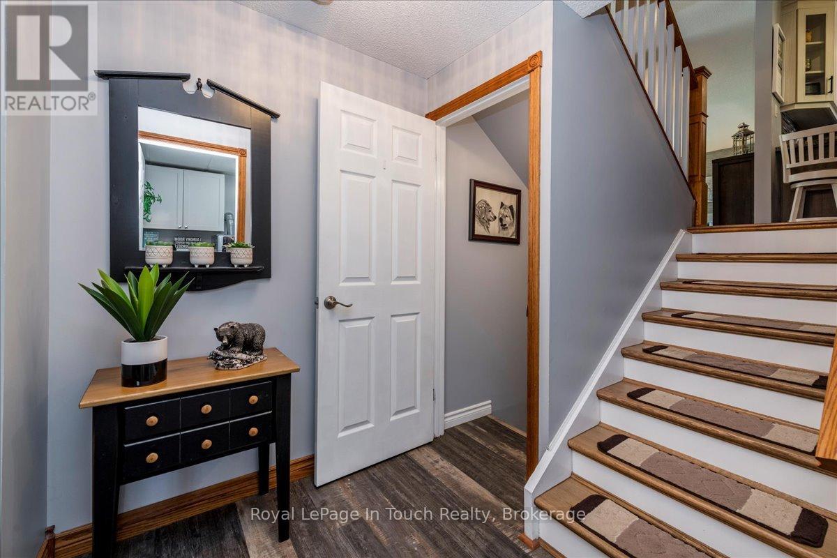 14 Maplegate Road, Tiny, Ontario  L0L 2T0 - Photo 17 - S12249027