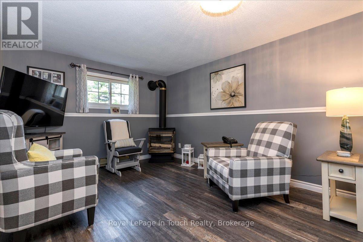 14 Maplegate Road, Tiny, Ontario  L0L 2T0 - Photo 18 - S12249027