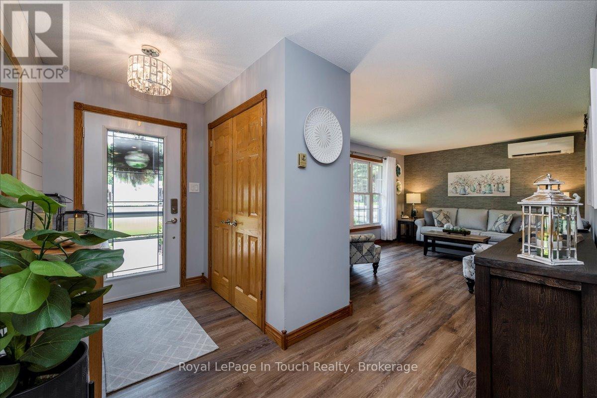 14 Maplegate Road, Tiny, Ontario  L0L 2T0 - Photo 4 - S12249027