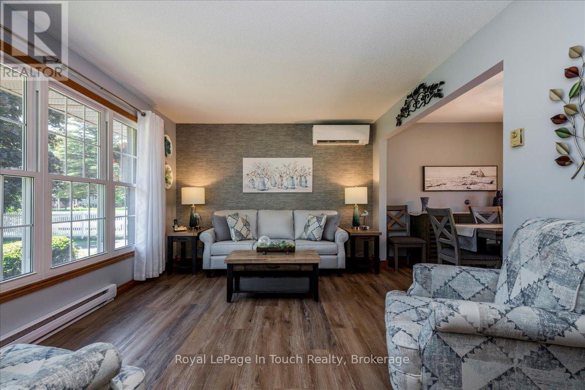 14 Maplegate Road, Tiny, Ontario  L0L 2T0 - Photo 6 - S12249027