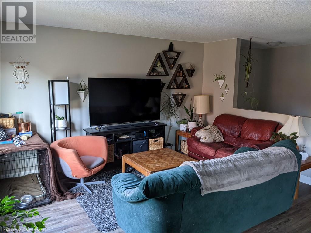 219 Southwood Drive Unit# Upper, Kitchener, Ontario  N2E 2B2 - Photo 8 - 40740645