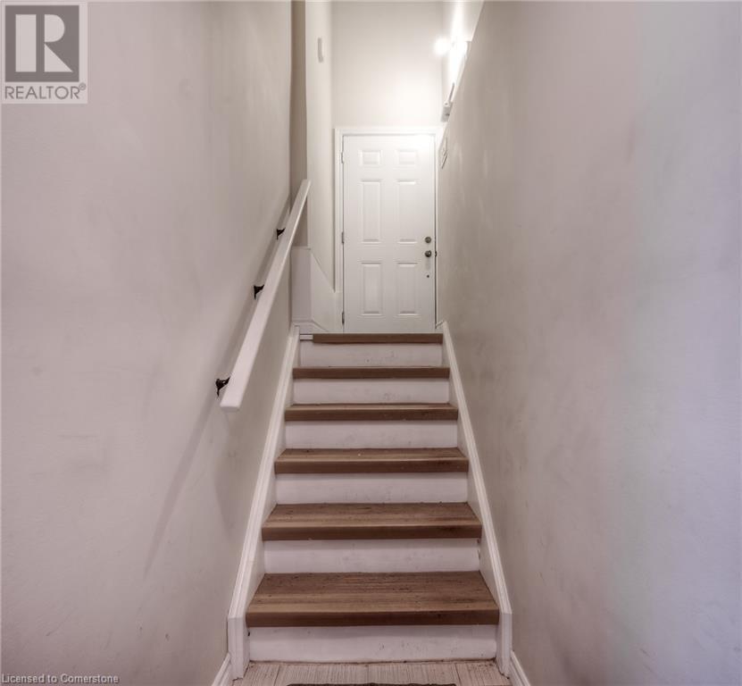22 Emerald Avenue Unit# Basement, Kitchener, Ontario  N2A 1X5 - Photo 14 - 40740416