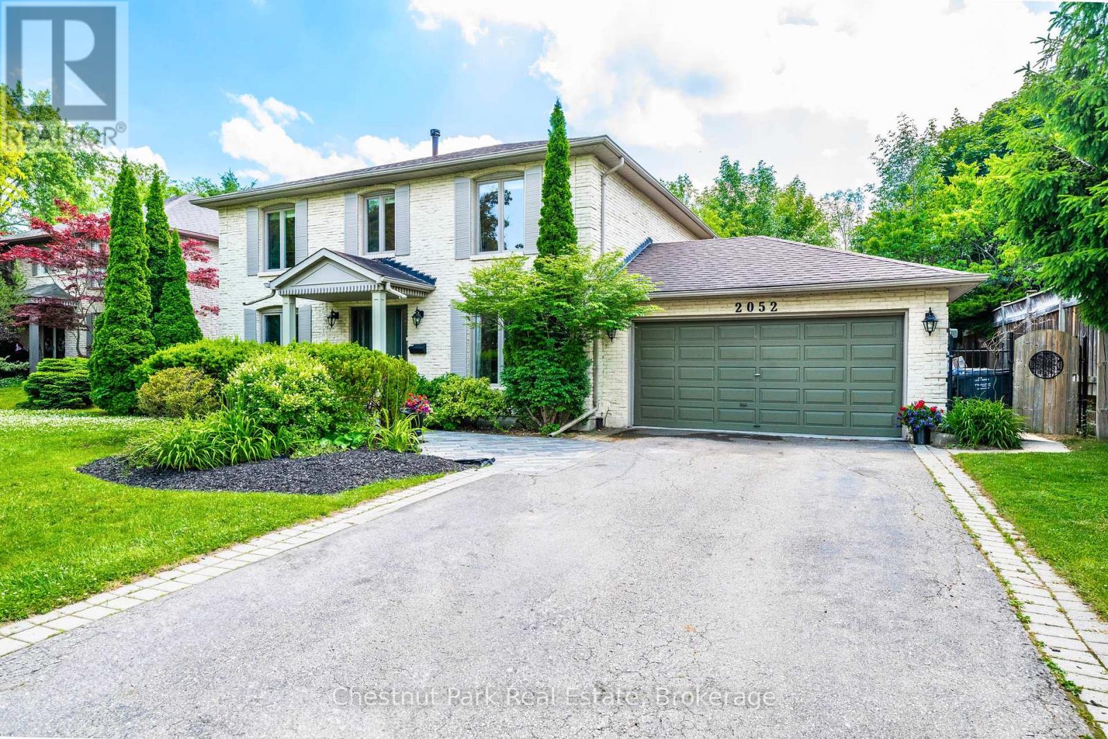 2052 Chippewa Trail, Mississauga, Ontario  L5H 3V7 - Photo 33 - W12249127