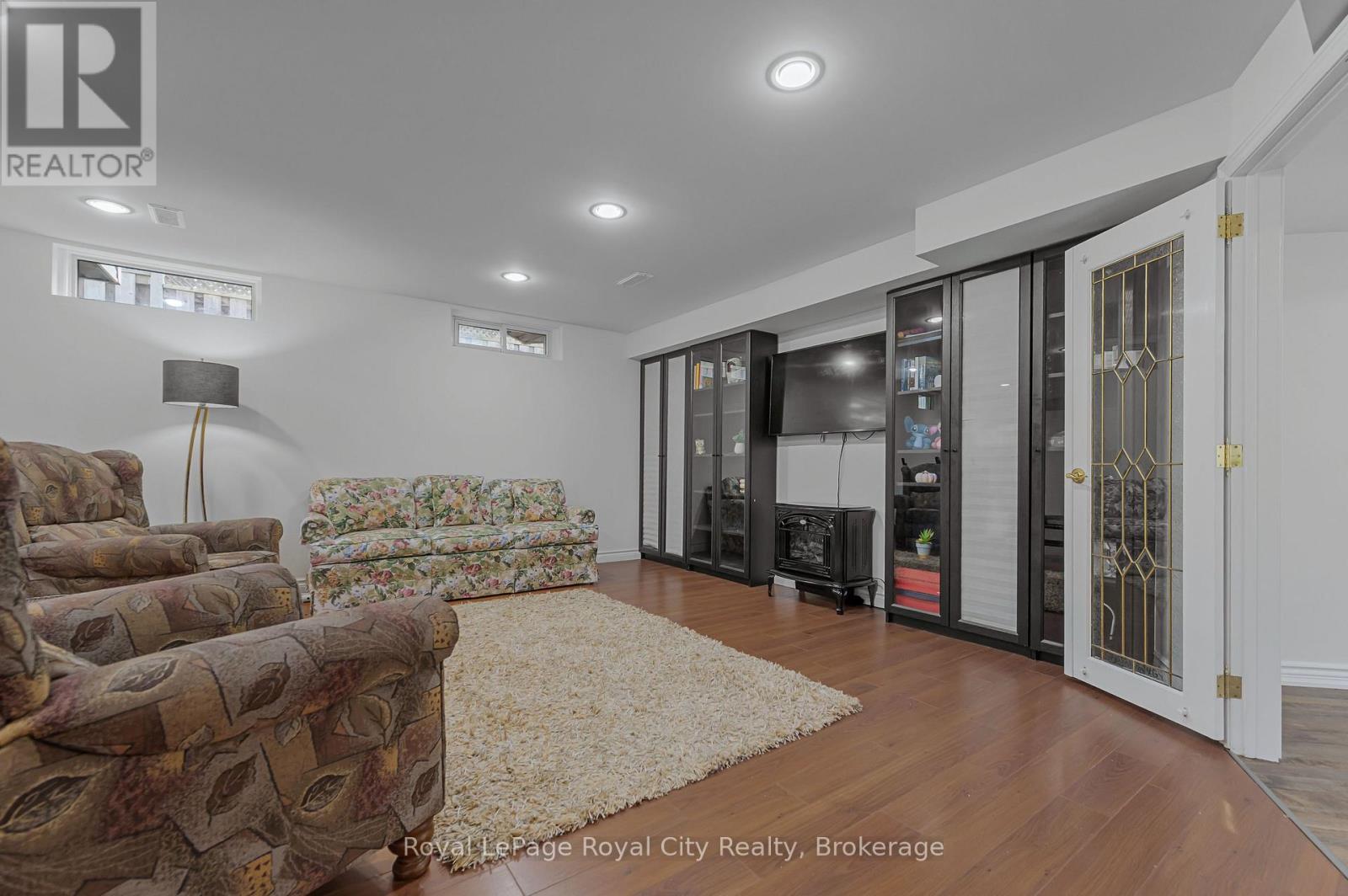 306 Imperial Road S, Guelph, Ontario  N1K 1M4 - Photo 41 - X12249074