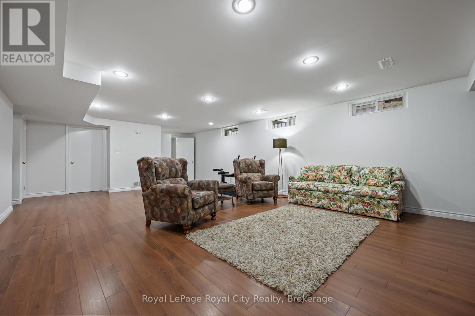 306 Imperial Road S, Guelph, Ontario  N1K 1M4 - Photo 44 - X12249074