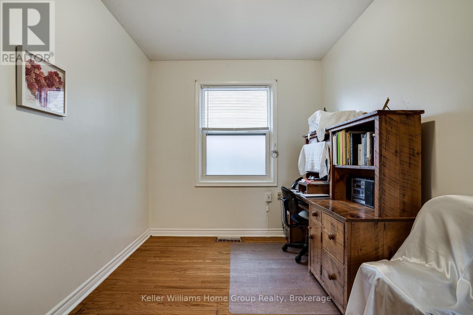 50 Edgewood Avenue, Hamilton, Ontario  L8T 1K1 - Photo 18 - X12249103