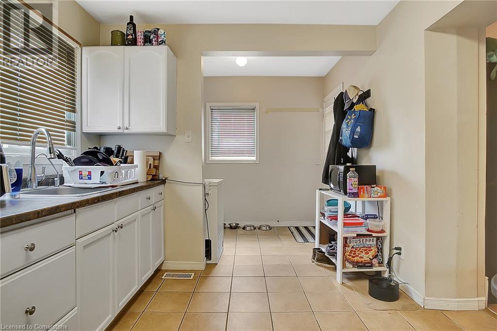 211 Dolph Street N, Cambridge, Ontario  N3H 2A6 - Photo 14 - 40745694