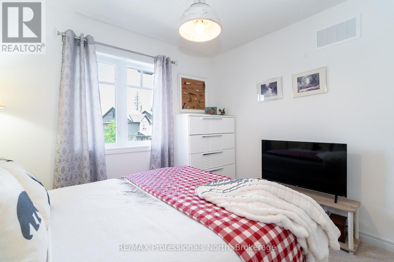 3 Kelsey Madison Court, Huntsville, Ontario  P1H 0E2 - Photo 25 - X12249155