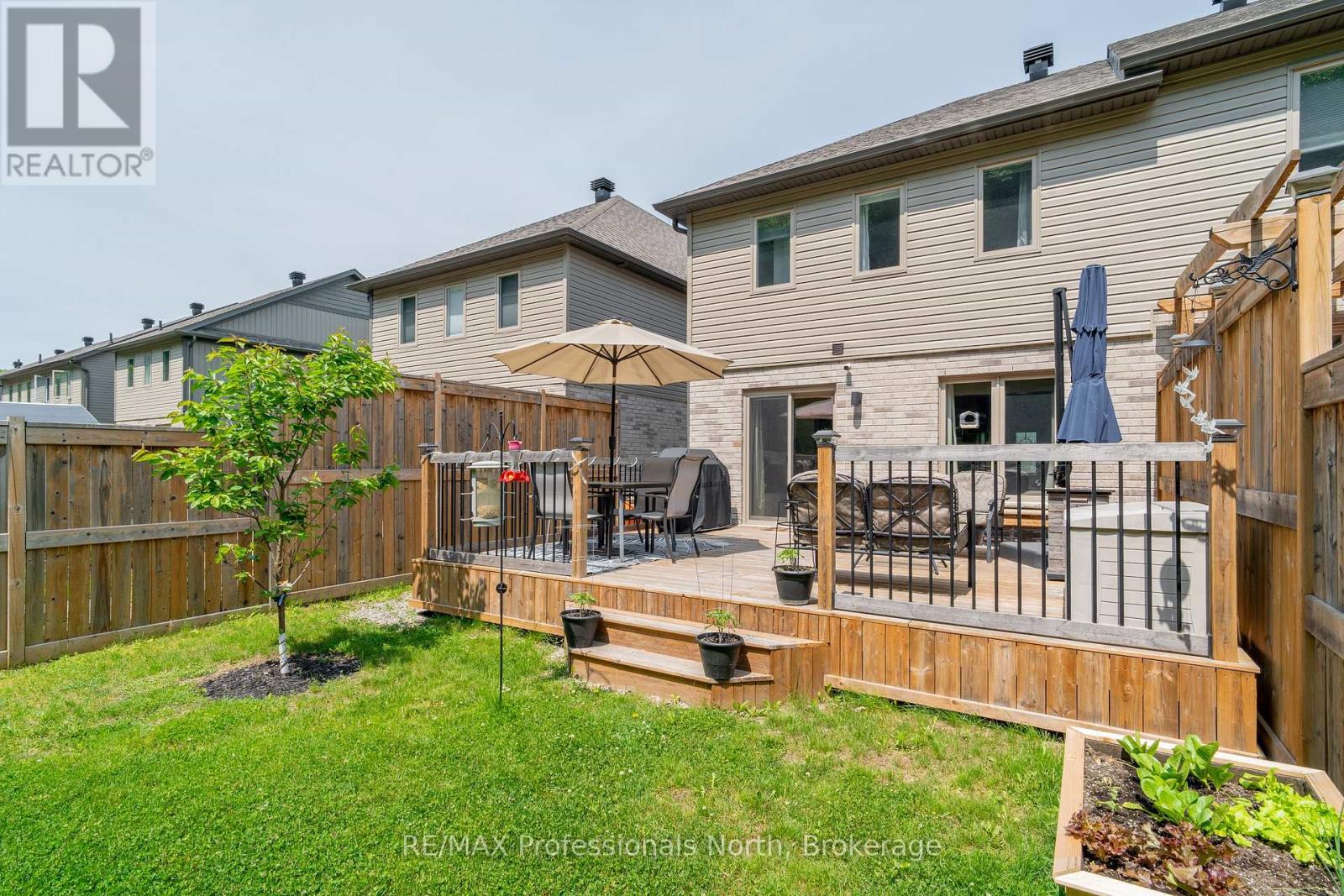 3 Kelsey Madison Court, Huntsville, Ontario  P1H 0E2 - Photo 3 - X12249155