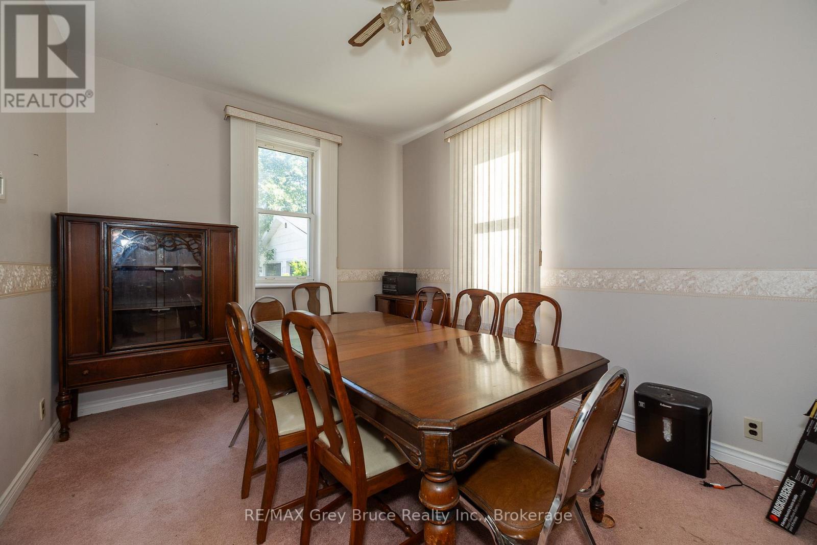 367 2nd Ave Se Avenue, Georgian Bluffs, Ontario  N4K 5T2 - Photo 4 - X12249245