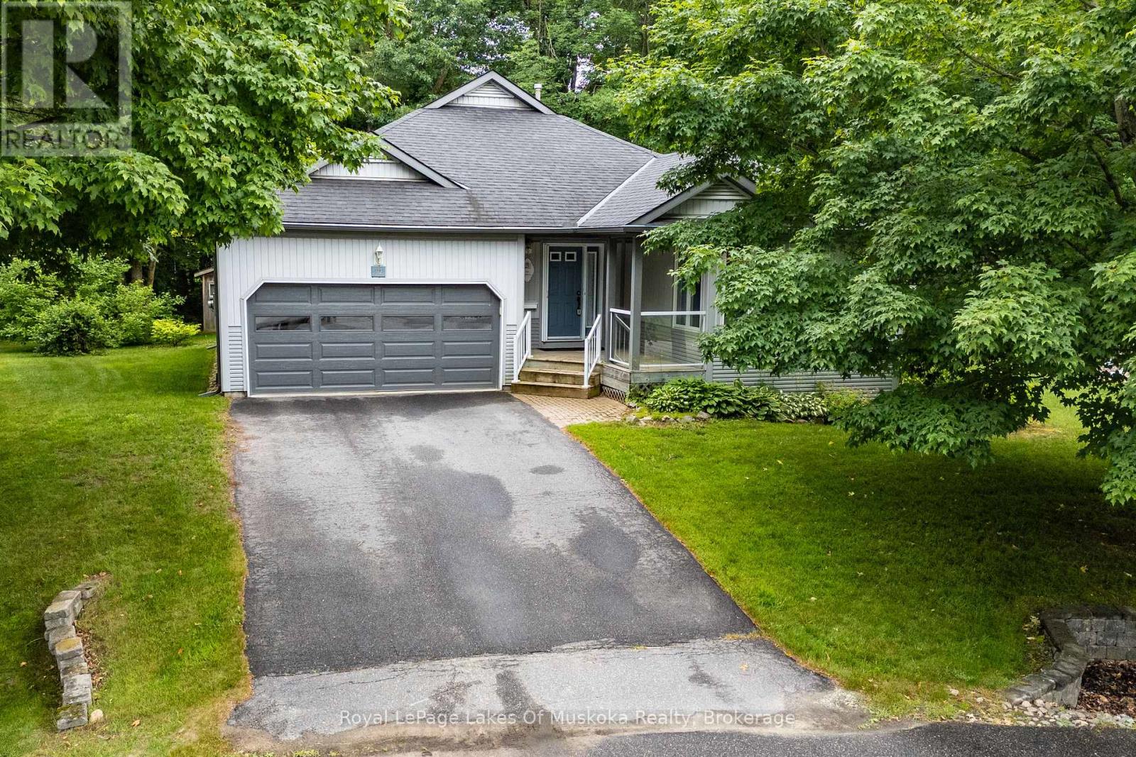 25 Stonehedge Close, Gravenhurst, Ontario  P1P 1Y7 - Photo 47 - X12249286