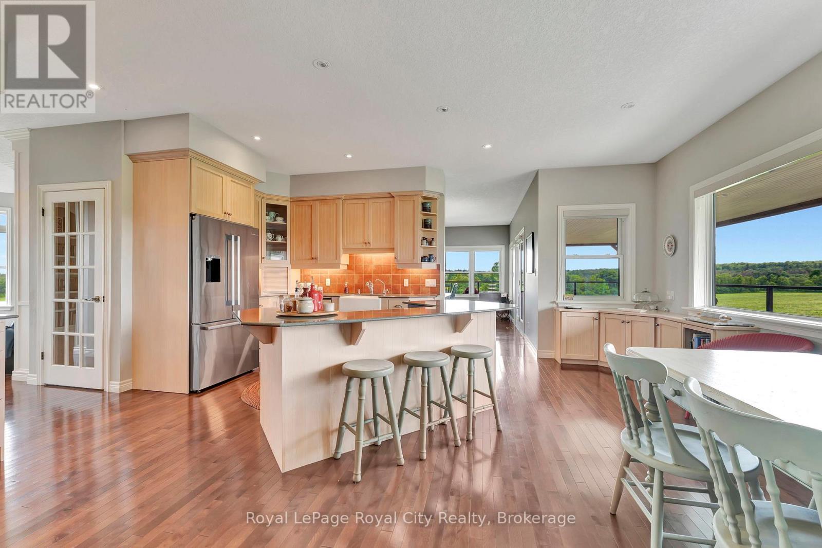 7122 Gore Road, Puslinch, Ontario  N0B 2J0 - Photo 19 - X12249304
