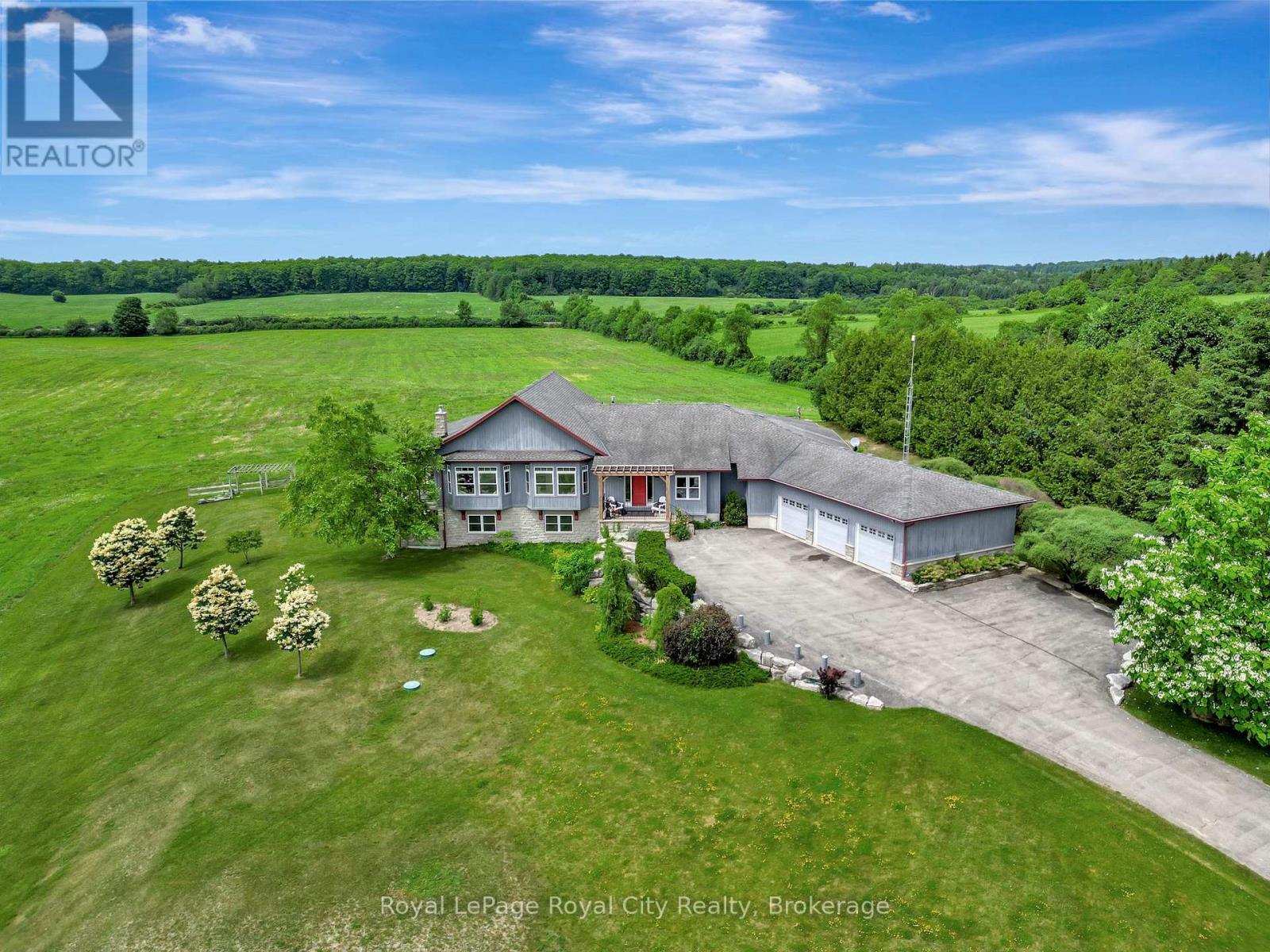 7122 Gore Road, Puslinch, Ontario  N0B 2J0 - Photo 2 - X12249304