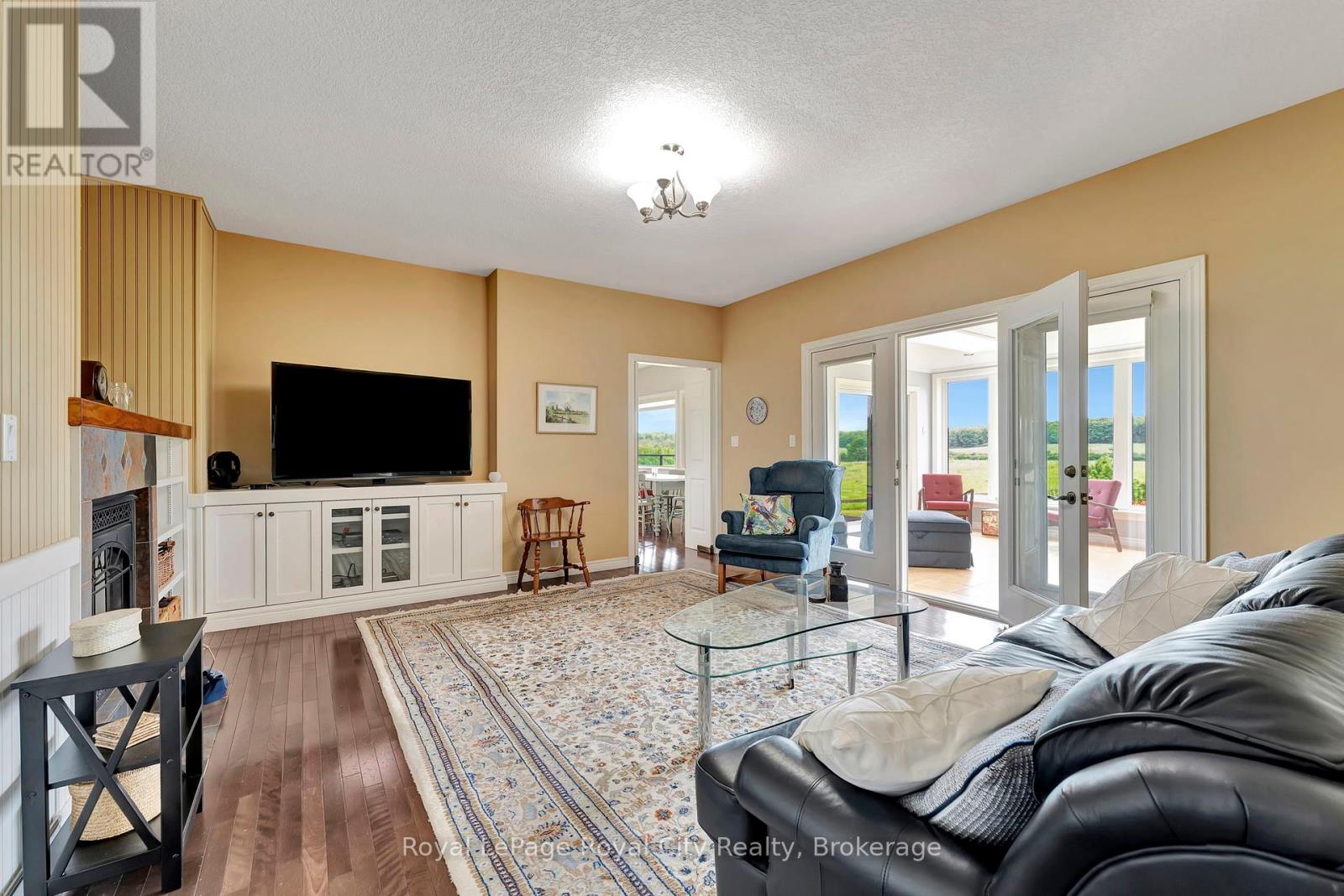 7122 Gore Road, Puslinch, Ontario  N0B 2J0 - Photo 25 - X12249304