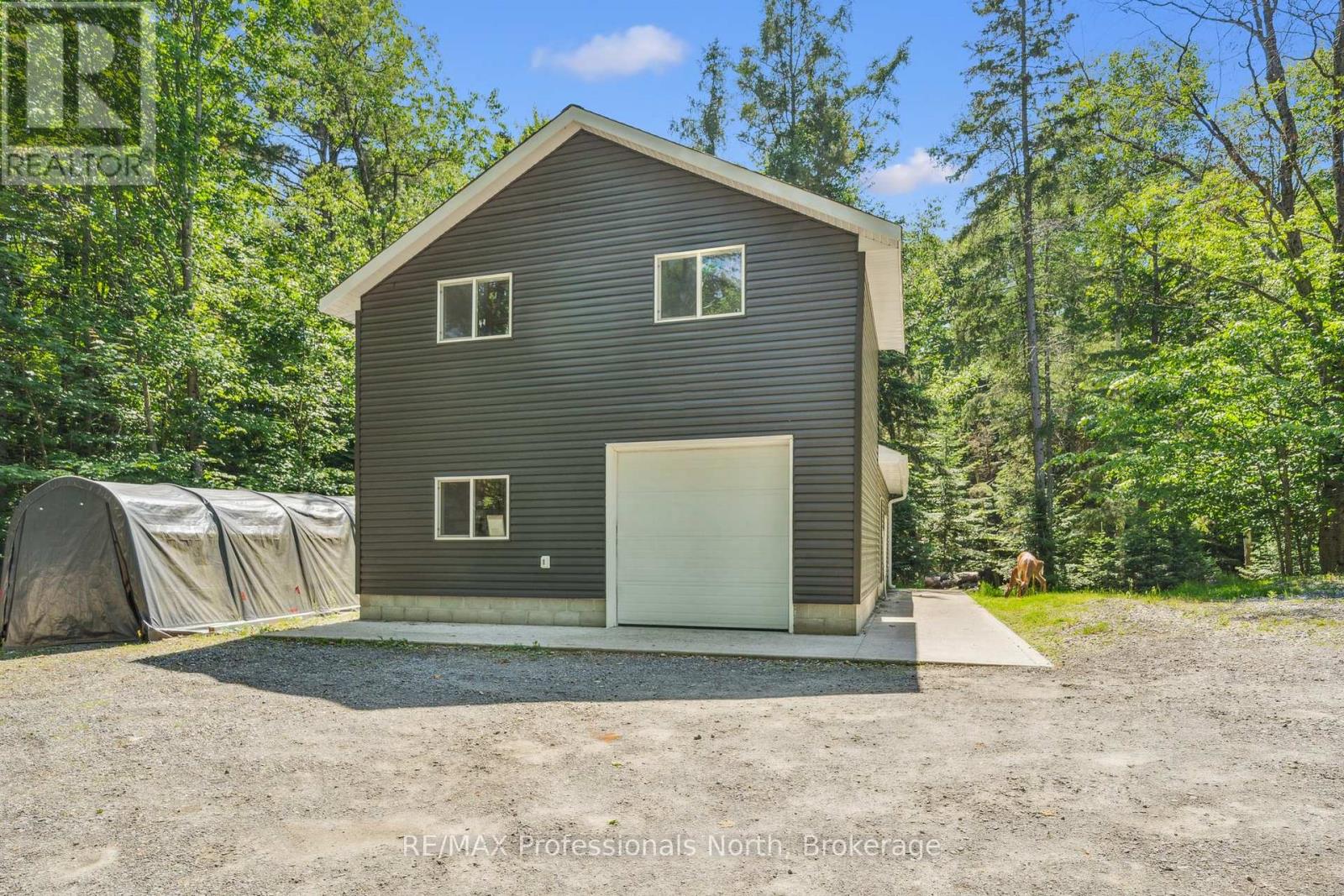 504 South Waseosa Lake Road, Huntsville, Ontario  P1H 2N5 - Photo 29 - X12249335