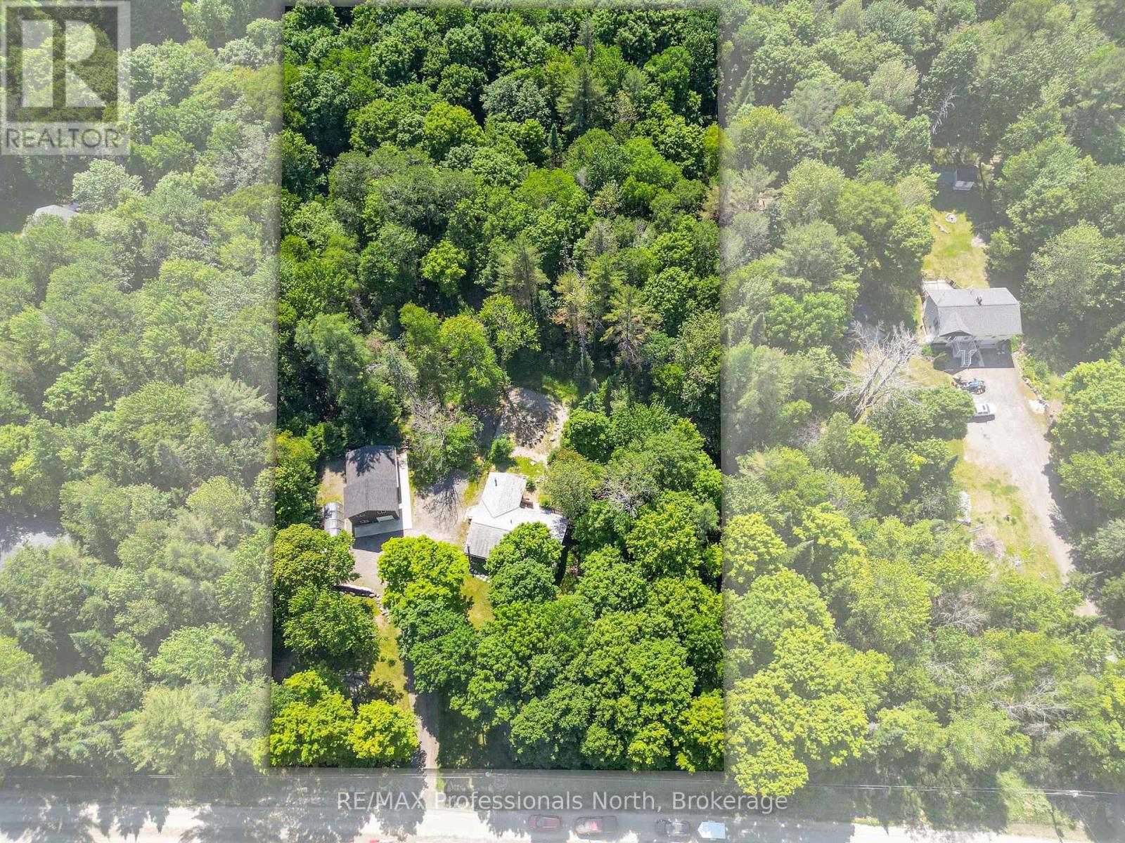 504 South Waseosa Lake Road, Huntsville, Ontario  P1H 2N5 - Photo 41 - X12249335