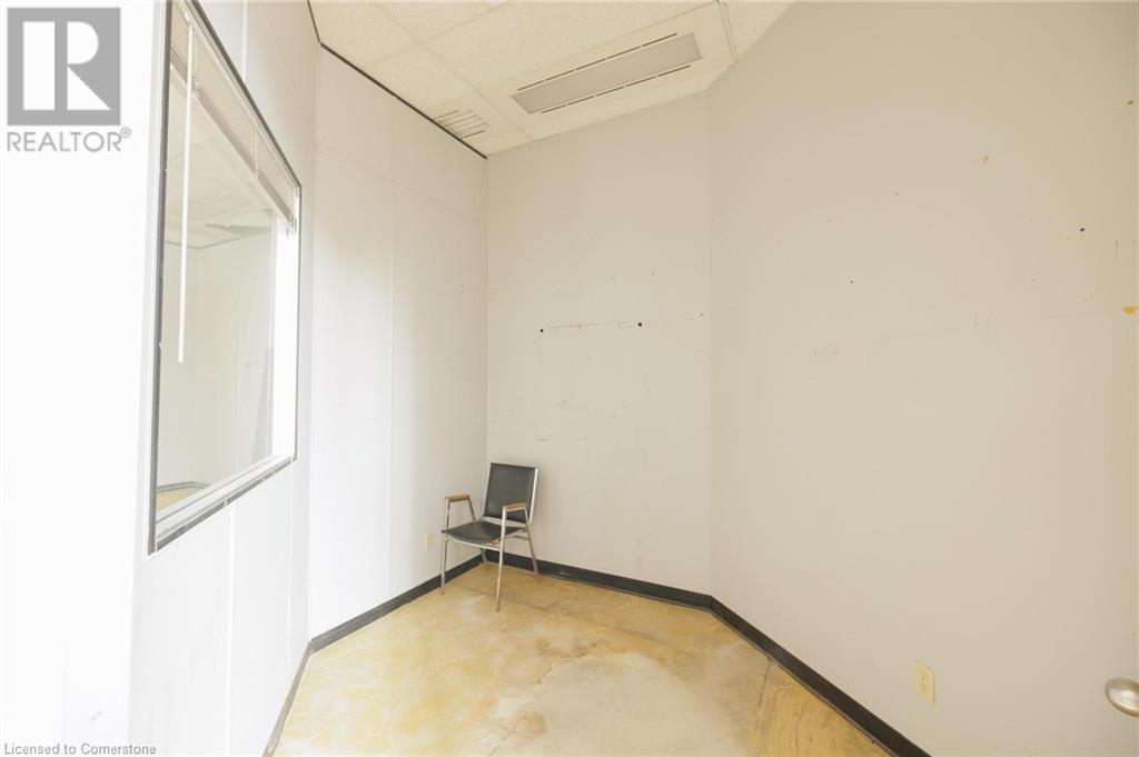 30 Duke Street W, Kitchener, Ontario  N2H 3W4 - Photo 11 - 40745087