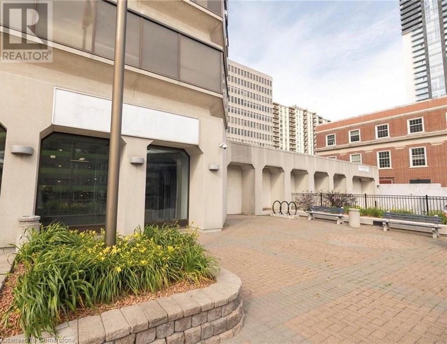 30 Duke Street W, Kitchener, Ontario  N2H 3W4 - Photo 3 - 40745087