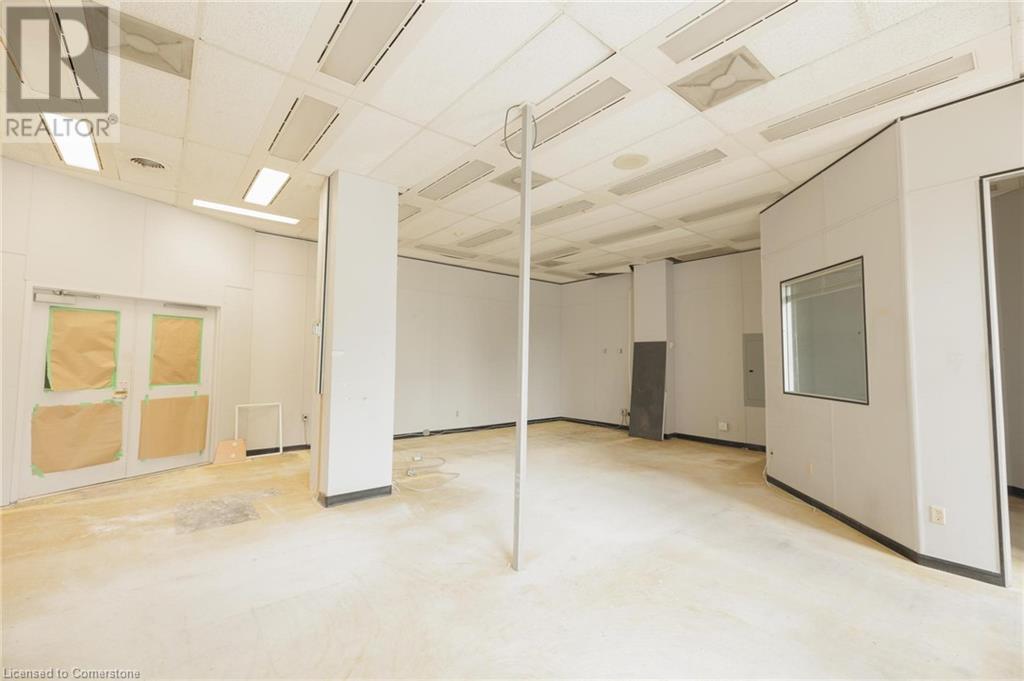 30 Duke Street W, Kitchener, Ontario  N2H 3W4 - Photo 9 - 40745087
