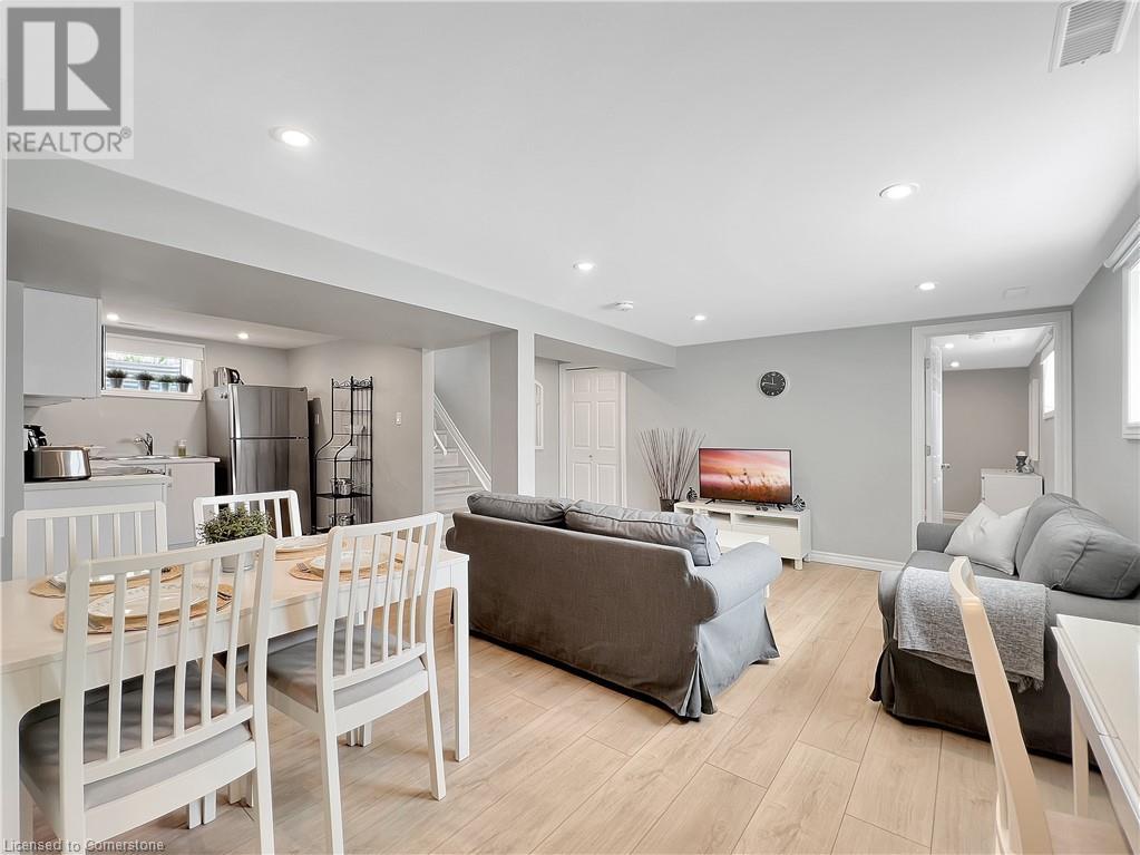 267 Kingswood Drive Unit# Lower, Kitchener, Ontario  N2E 1S1 - Photo 3 - 40745499