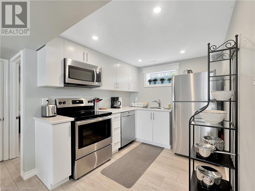 267 Kingswood Drive Unit# Lower, Kitchener, Ontario  N2E 1S1 - Photo 5 - 40745499