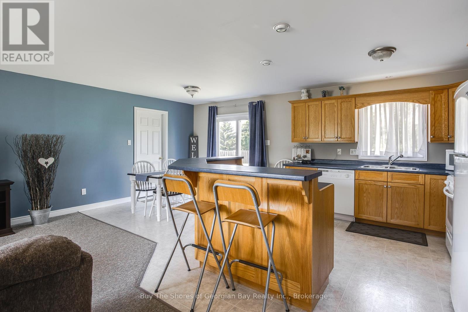 24 Marl Creek Drive, Springwater, Ontario  L0L 2K0 - Photo 10 - S12249474