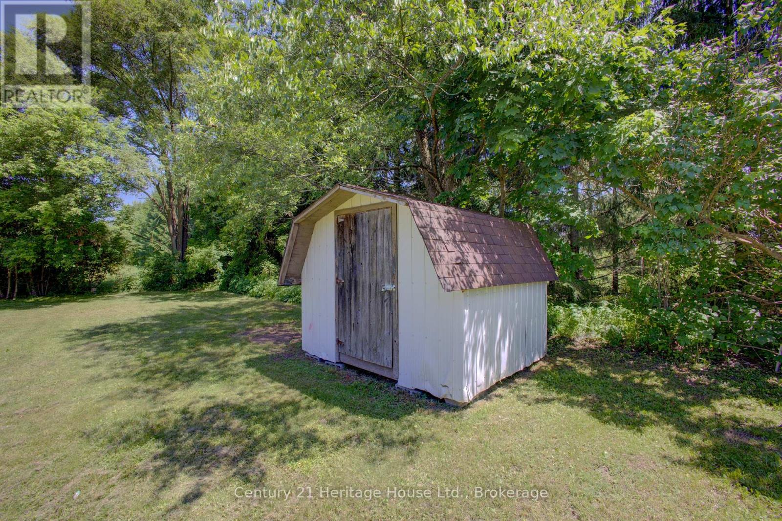 450 Douglas Street W, West Grey, Ontario  N0G 1R0 - Photo 32 - X12249606