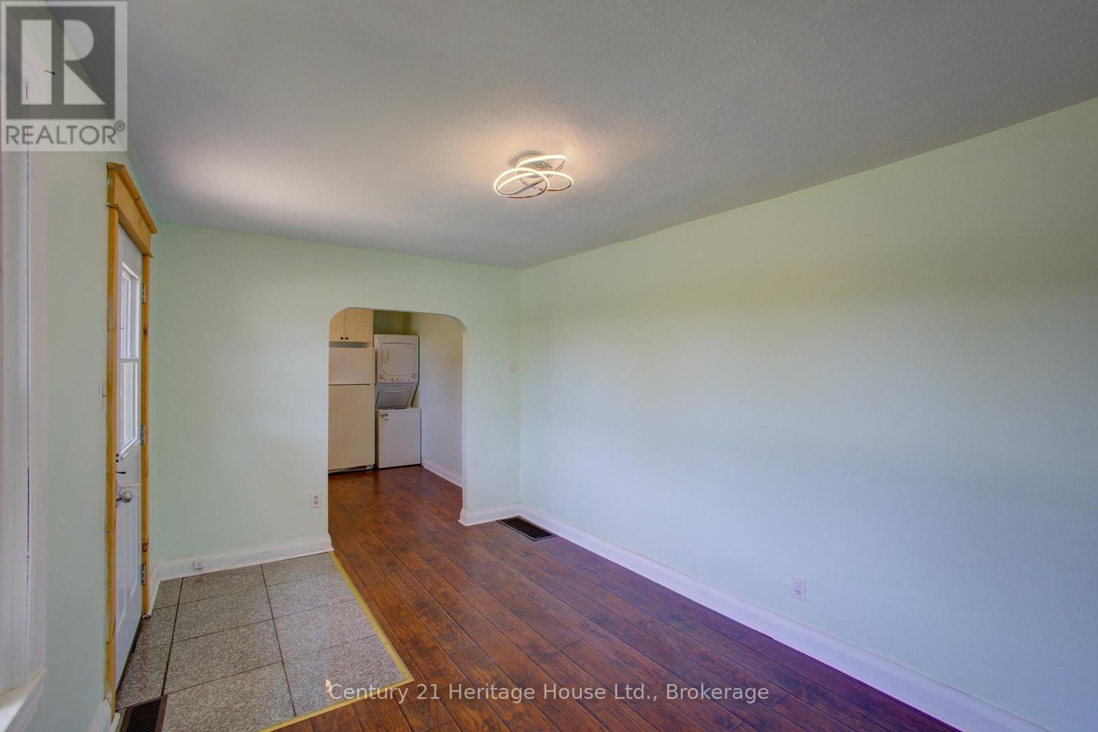450 Douglas Street W, West Grey, Ontario  N0G 1R0 - Photo 7 - X12249606