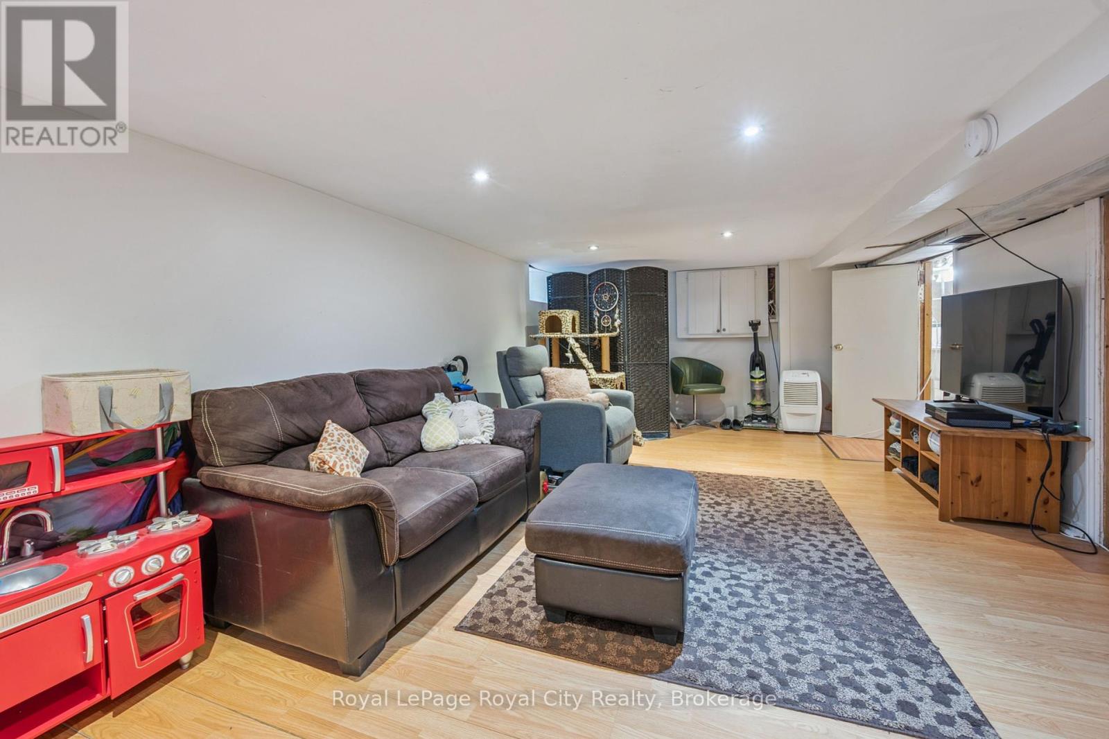 156 York Road, Guelph, Ontario  N1E 3E9 - Photo 30 - X12249641