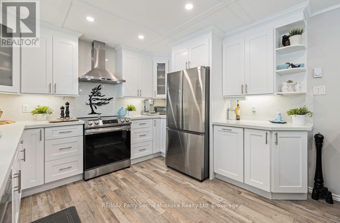 18 Karhu Lane, Seguin, Ontario  P2A 2W8 - Photo 16 - X12249834