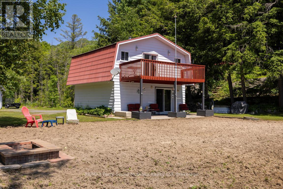 18 Karhu Lane, Seguin, Ontario  P2A 2W8 - Photo 5 - X12249834