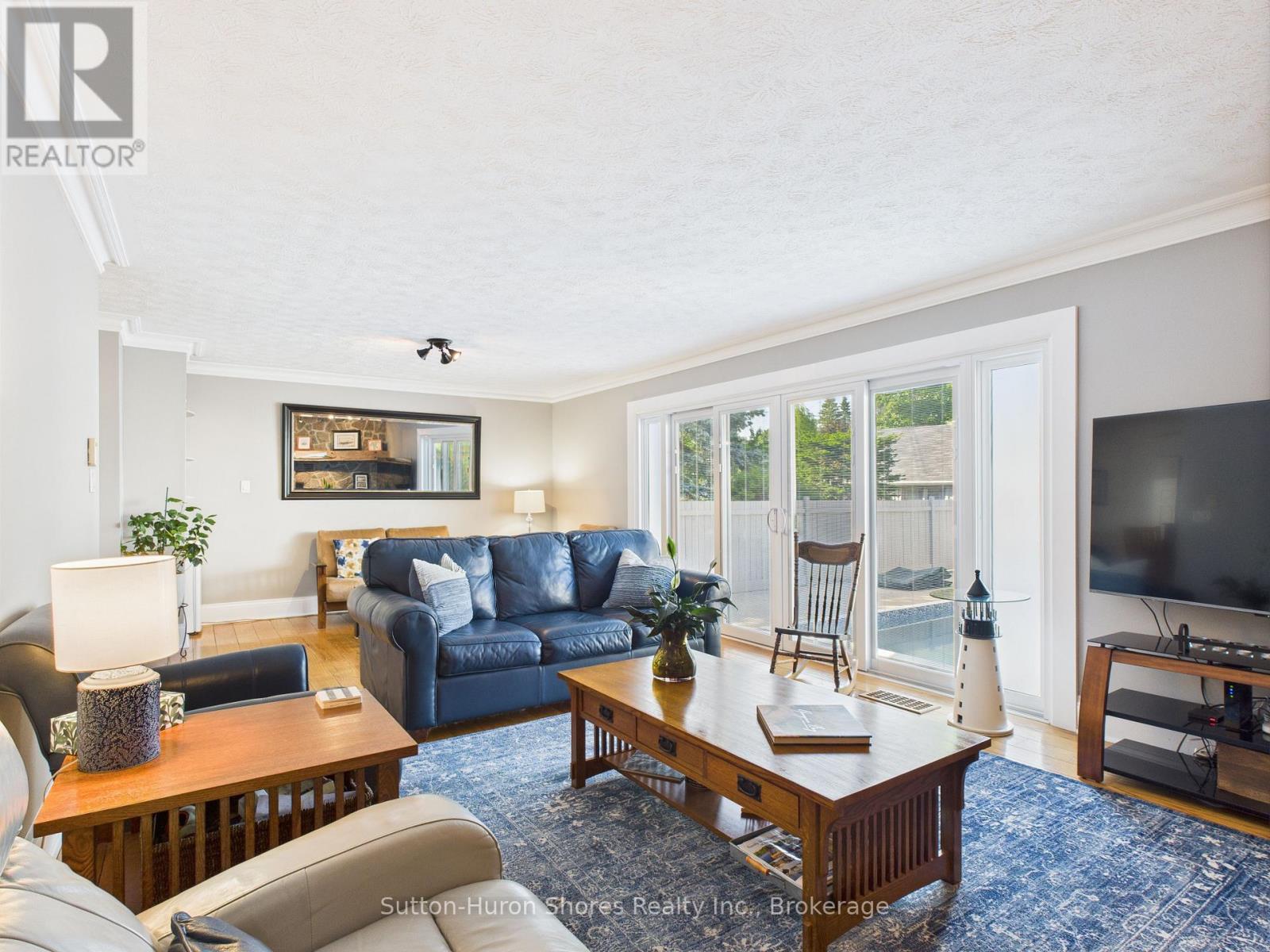 668 Gustavus Street, Saugeen Shores, Ontario  N0H 2C0 - Photo 15 - X12249897