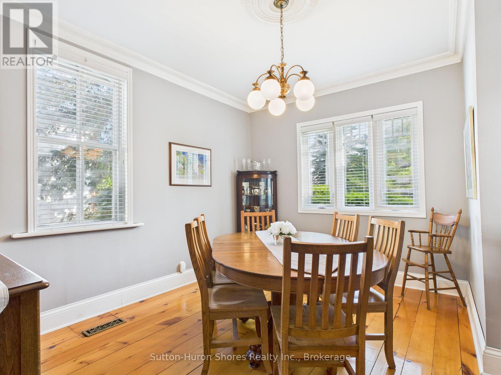 668 Gustavus Street, Saugeen Shores, Ontario  N0H 2C0 - Photo 21 - X12249897