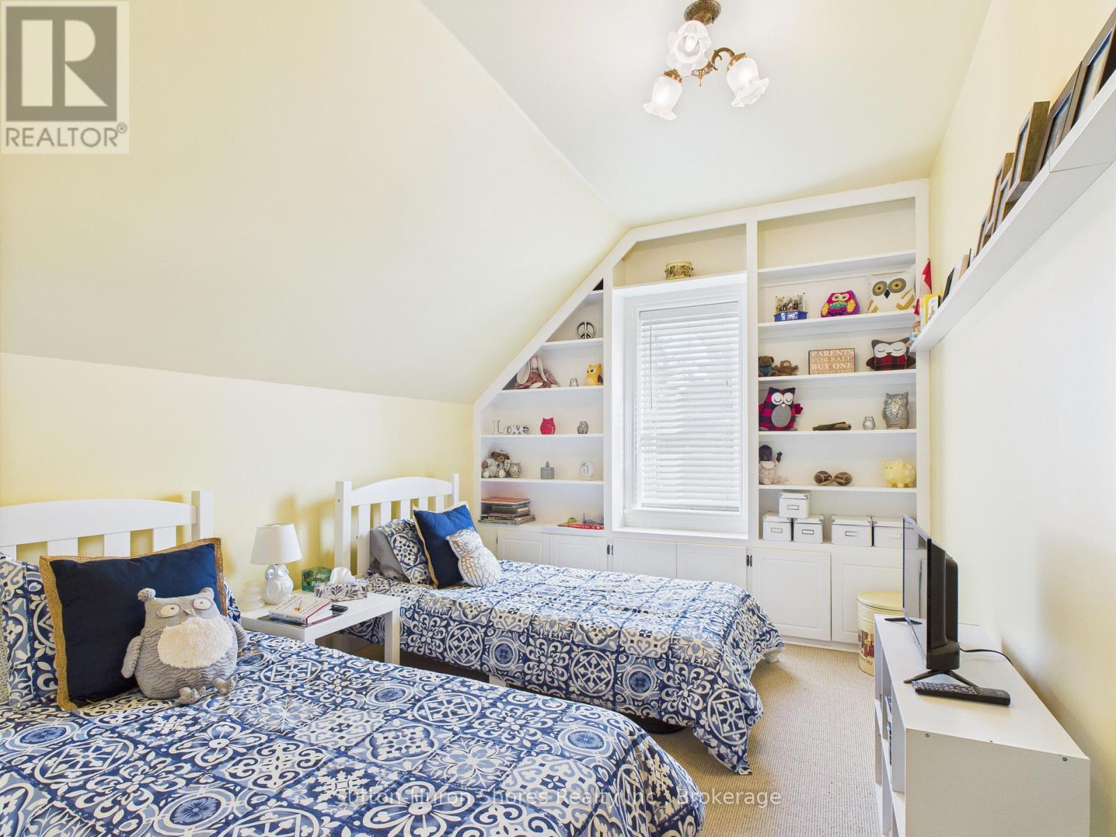 668 Gustavus Street, Saugeen Shores, Ontario  N0H 2C0 - Photo 27 - X12249897