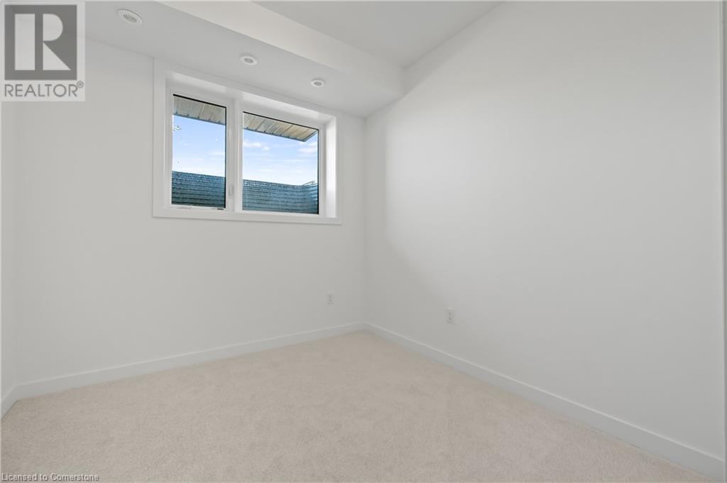 40 Palace Street Unit# L17, Kitchener, Ontario  N2E 0L2 - Photo 23 - 40745822