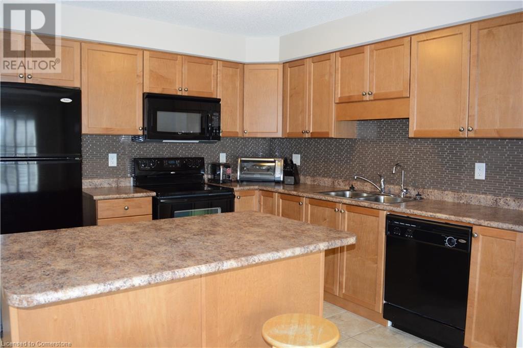 507 Beaumont Crescent, Kitchener, Ontario  N2A 0A8 - Photo 3 - 40745218