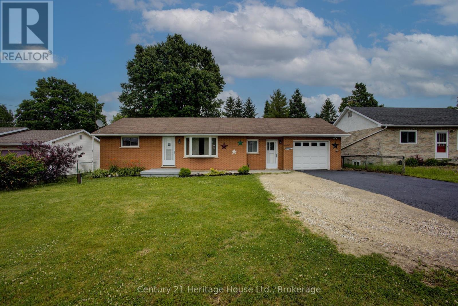 313003 Hwy  6 Highway, Southgate, Ontario  N0G 1R0 - Photo 1 - X12249964