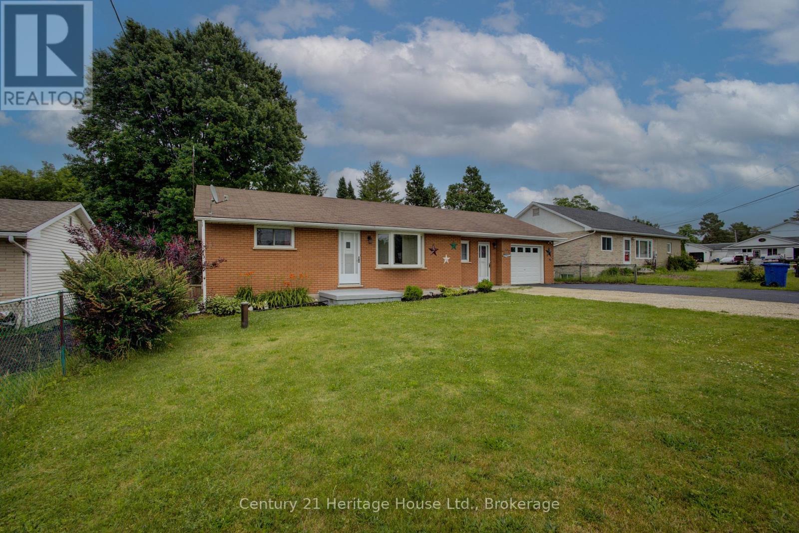 313003 Hwy  6 Highway, Southgate, Ontario  N0G 1R0 - Photo 3 - X12249964