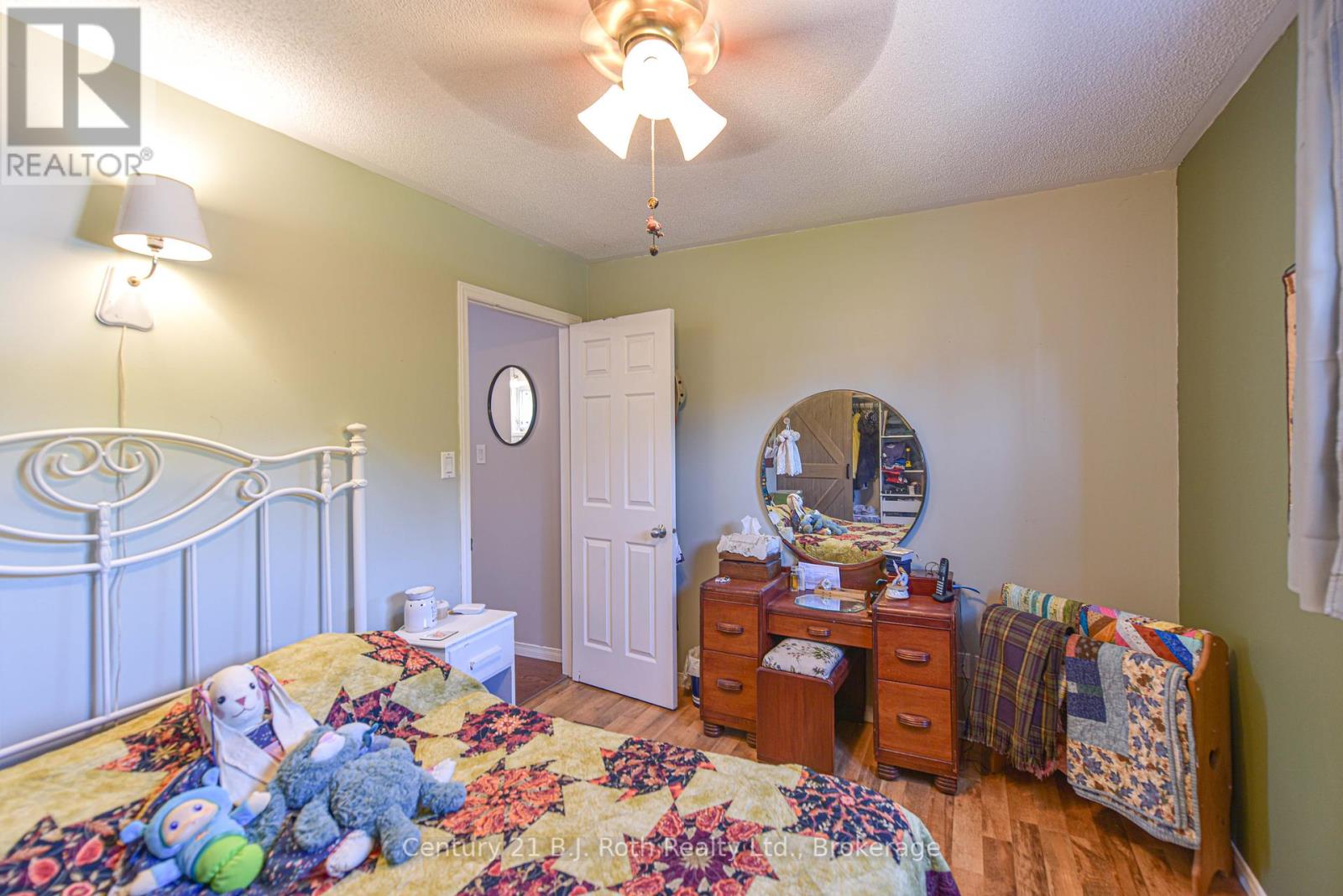 56 Bond Street, Orillia, Ontario  L3V 1J5 - Photo 18 - S12250020